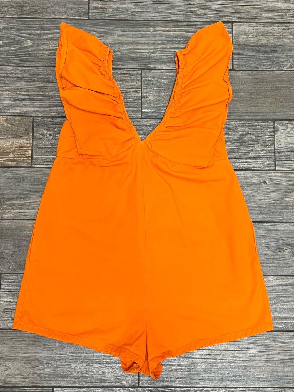 Day + Moon Orange Ruffle Sleeve Shorts Romper Womens Small Bright Orange pockets - Picture 3 of 12